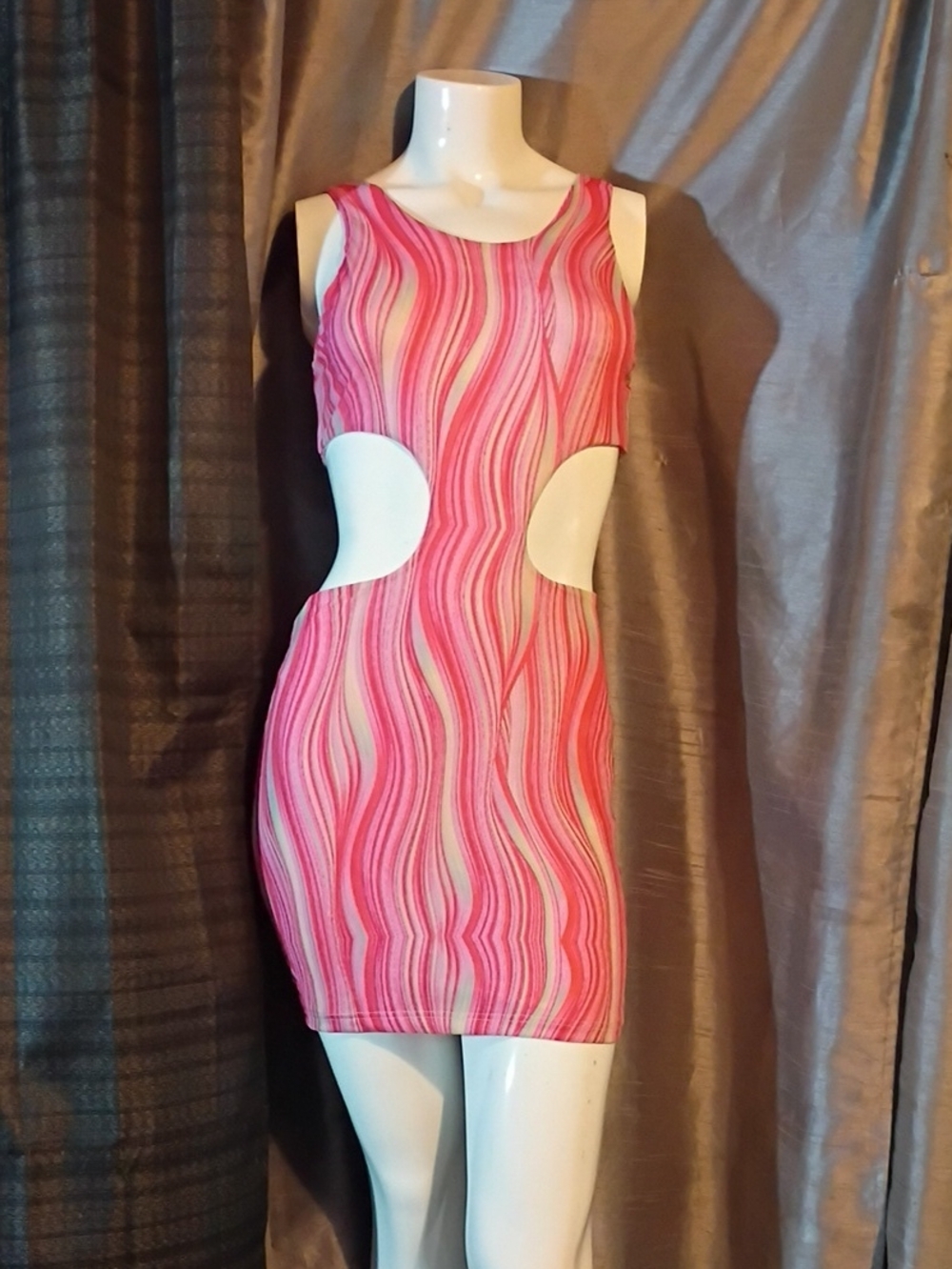 superdown Pink Wave Cutout Bodycon Mini Dress